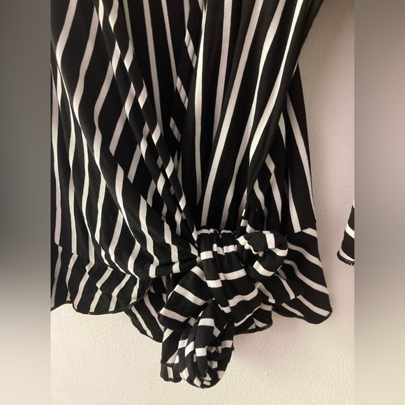 BooHoo Black & White Wrap Blouse - Picture 5 of 7